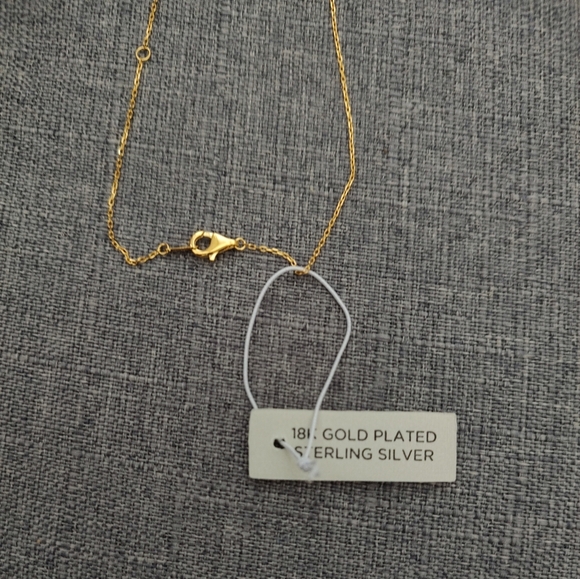 Rachel Zoe White Clover Necklace 18K Gold Plated Sterling NWT - Picture 5 of 5